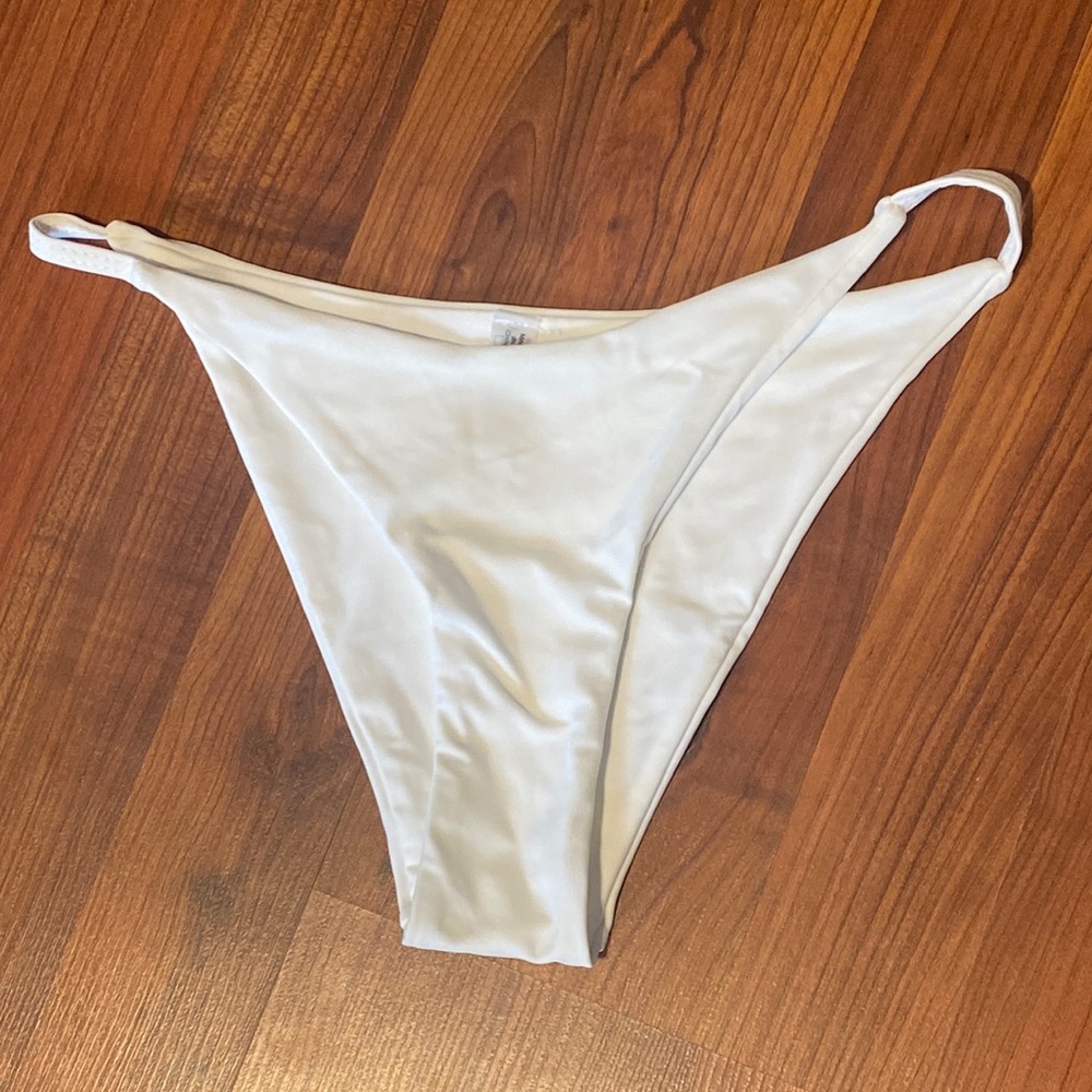 Bikini bottoms